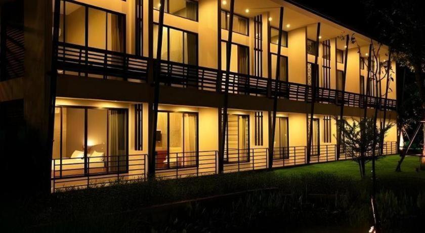 Lumphawa Amphawa Resort Samut Songkhram Exterior foto